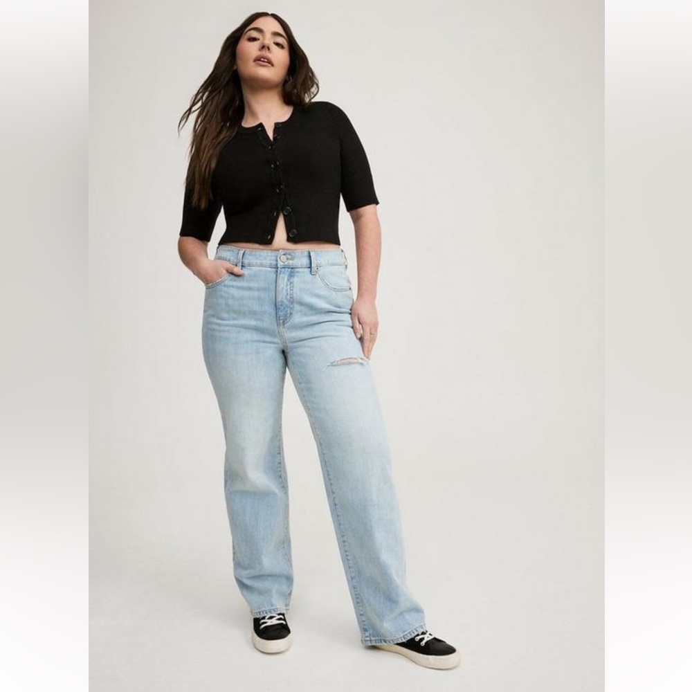 Torrid mid-rise wide leg size 18S jeans